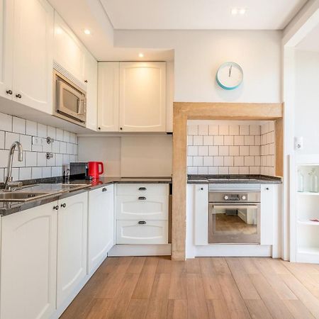 Guestready - Lemon House With Private Garden Apartment ลิสบอน ภายนอก รูปภาพ